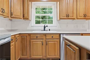 146 Marajo Ct, Winston-Salem, NC 27127 - Photo 9