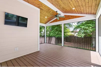2406 Dellwood Drive, Greensboro, NC 27408 - Photo 37