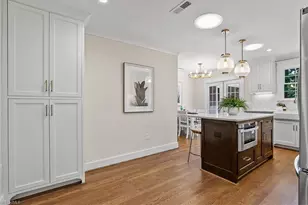 2406 Dellwood Dr, Greensboro, NC 27408 - Photo 11