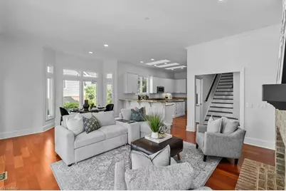 81002 Alexander, Chapel Hill, NC 27517 - Photo 15