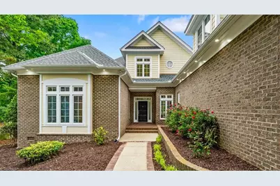 81002 Alexander, Chapel Hill, NC 27517 - Photo 3