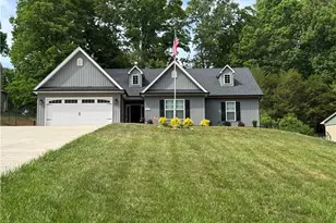 429 Winchester Dr, King, NC 27021 - Photo 3
