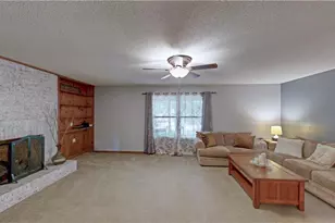 859 Lakeview Dr, Thomasville, NC 27360 - Photo 13