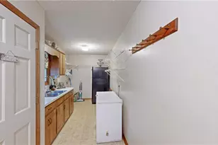 859 Lakeview Dr, Thomasville, NC 27360 - Photo 35