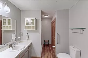 859 Lakeview Dr, Thomasville, NC 27360 - Photo 21