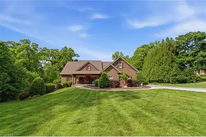 1053 Terrace Drive, Lexington, NC 27295 - Photo 3