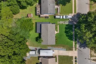 713 Cameron St, Burlington, NC 27215 - Photo 9