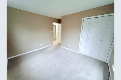 231 Foxcroft Drive, Winston-Salem, NC 27103 - Photo 19