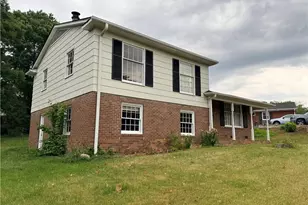 231 Foxcroft Dr, Winston-Salem, NC 27103 - Photo 25