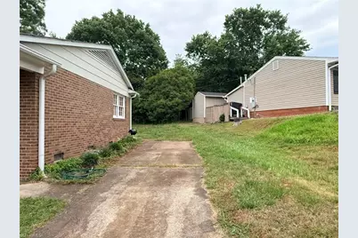 231 Foxcroft Drive, Winston-Salem, NC 27103 - Photo 27