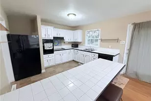 231 Foxcroft Dr, Winston-Salem, NC 27103 - Photo 7