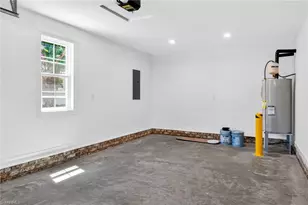 859 W Lee Ave, Yadkinville, NC 27055 - Photo 27