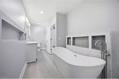 5700 Old Oak Ridge Road, Greensboro, NC 27410 - Photo 17