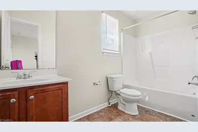 4293 Youngstown Drive, Greensboro, NC 27405 - Photo 17