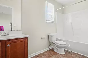 4293 Youngstown Dr, Greensboro, NC 27405 - Photo 17