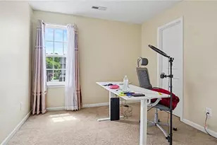 4293 Youngstown Dr, Greensboro, NC 27405 - Photo 11