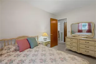 2506 Aster Dr, Greensboro, NC 27401 - Photo 11