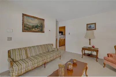 2506 Aster Drive, Greensboro, NC 27401 - Photo 5