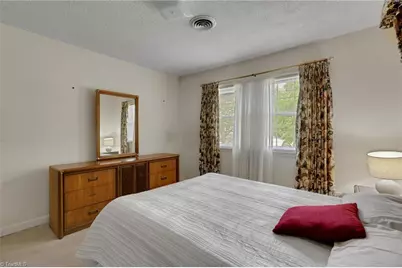 2506 Aster Drive, Greensboro, NC 27401 - Photo 17