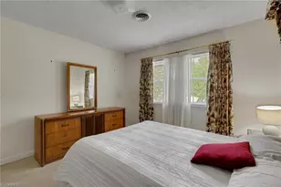 2506 Aster Dr, Greensboro, NC 27401 - Photo 17