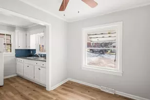 609 Martha Pl, High Point, NC 27263 - Photo 11