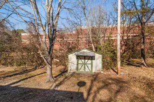 609 Martha Pl, High Point, NC 27263 - Photo 23