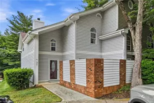 805 Salem Pointe Ln, Winston-Salem, NC 27101 - Photo 1