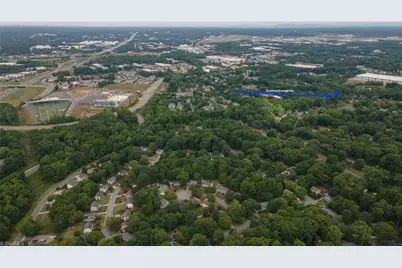 207-211 Guilford College Road, Greensboro, NC 27409 - Photo 15