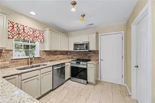 754 Peachtree Meadows Cir, Kernersville, NC 27284 - Photo 11
