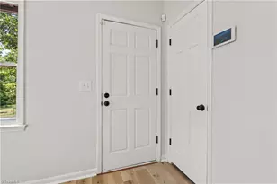 2106 Joseph St, Burlington, NC 27215 - Photo 5
