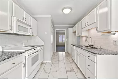 601 Ridgehaven Drive, Winston-Salem, NC 27104 - Photo 7