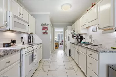 601 Ridgehaven Drive, Winston-Salem, NC 27104 - Photo 7