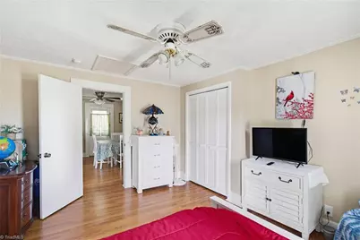 609 Dobson Street, Kernersville, NC 27284 - Photo 19