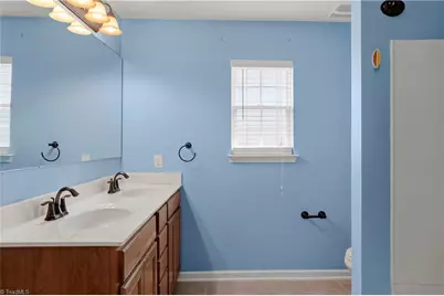 2631 Crosland Hill Drive, Winston-Salem, NC 27106 - Photo 31
