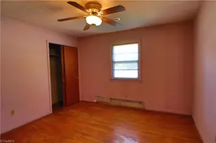 834 Mary James Ave, Thomasville, NC 27360 - Photo 9