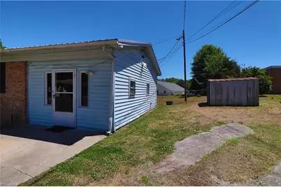 834 Mary James Avenue, Thomasville, NC 27360 - Photo 21