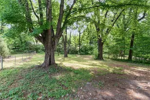 1313 Dayton St, Greensboro, NC 27407 - Photo 15