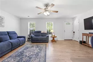 610 Burlington Ave, Gibsonville, NC 27249 - Photo 7