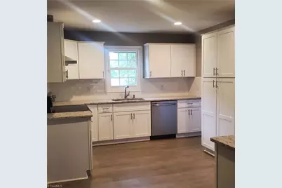 474 Stratford Road, Lexington, NC 27292 - Photo 3