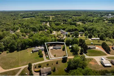 122 Fosstorall Road, King, NC 27021 - Photo 3