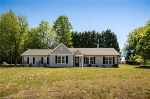 122 Fosstorall Rd, King, NC 27021 - Photo 1