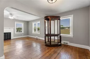 5358 Gumtree Rd, Wallburg, NC 27107 - Photo 9