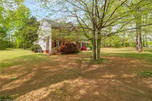 8193 Oak Creek Dr, Stokesdale, NC 27357 - Photo 3