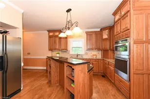 2713 St Andrews Ct, Jamestown, NC 27282 - Photo 13