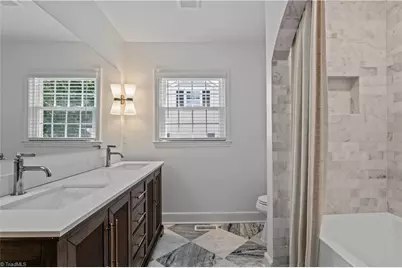 118 E Keeling Road, Greensboro, NC 27410 - Photo 25