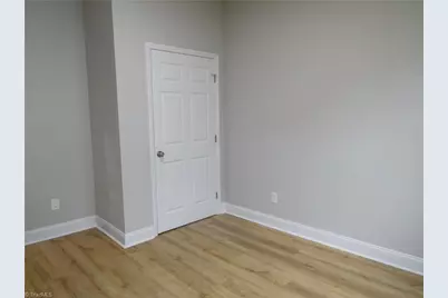 213 E Monmouth Street, Winston-Salem, NC 27127 - Photo 19