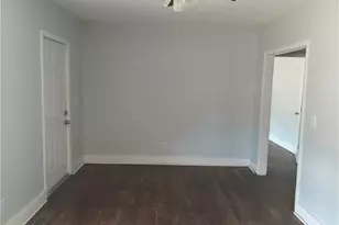1714 Stadium Dr, Eden, NC 27288 - Photo 5