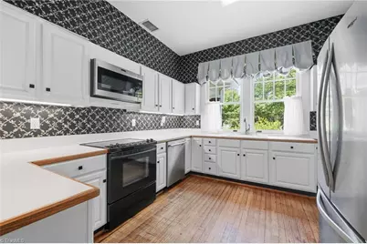 804 Davis Street, Burlington, NC 27215 - Photo 21