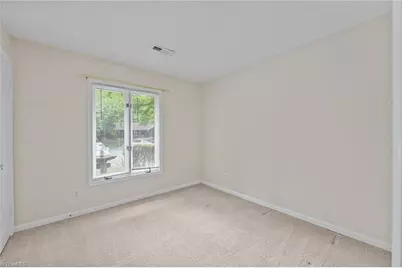 2513 Cottage Place, Greensboro, NC 27455 - Photo 21