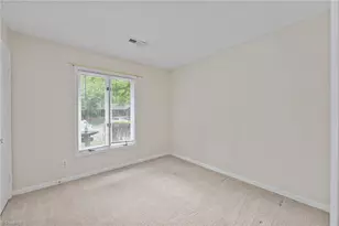 2513 Cottage Pl, Greensboro, NC 27455 - Photo 21